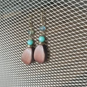 Drop earrings